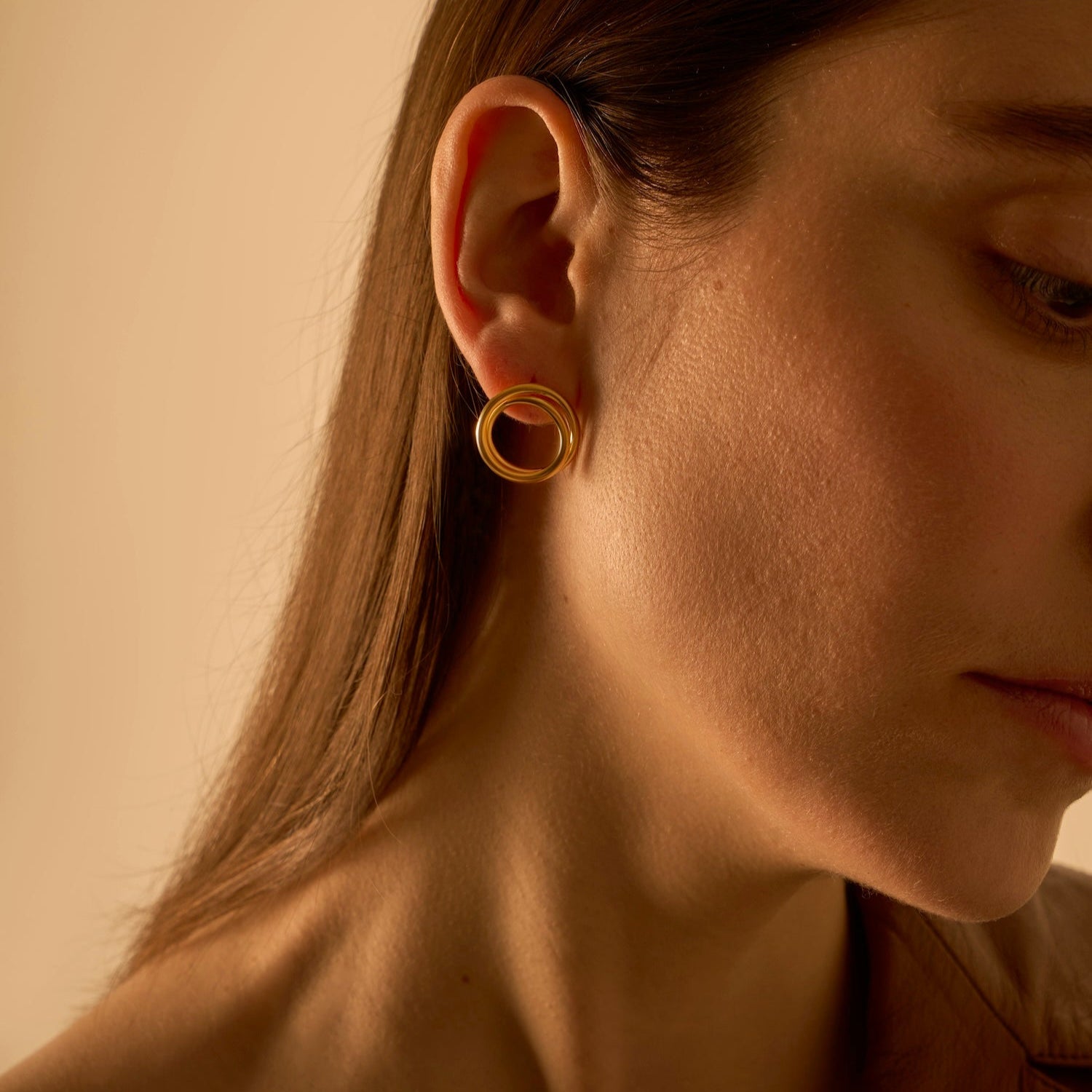 Mini spirale or jaune 2.0 | Boucle d'oreille