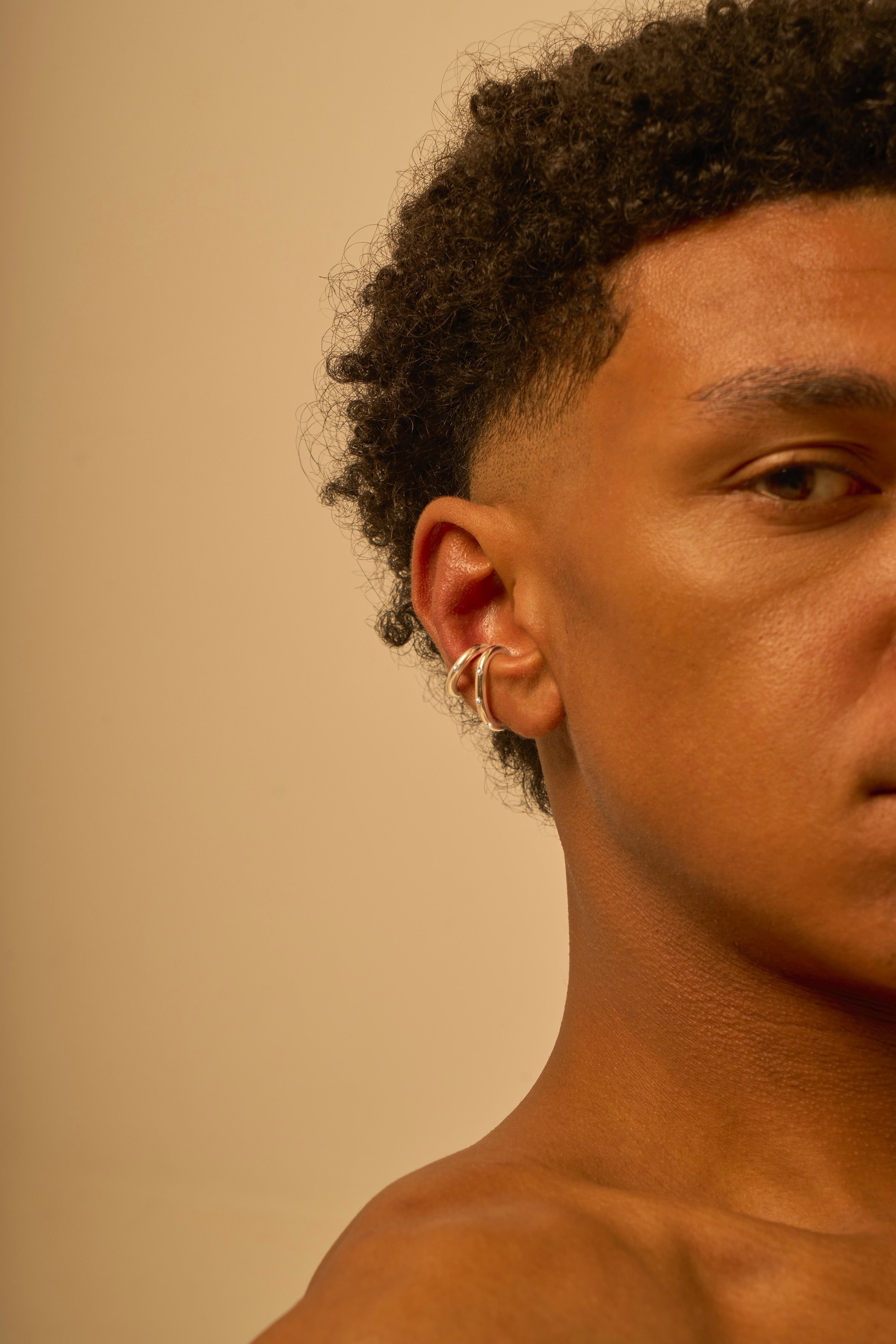 Earcuff 3.0 silver and diamonds