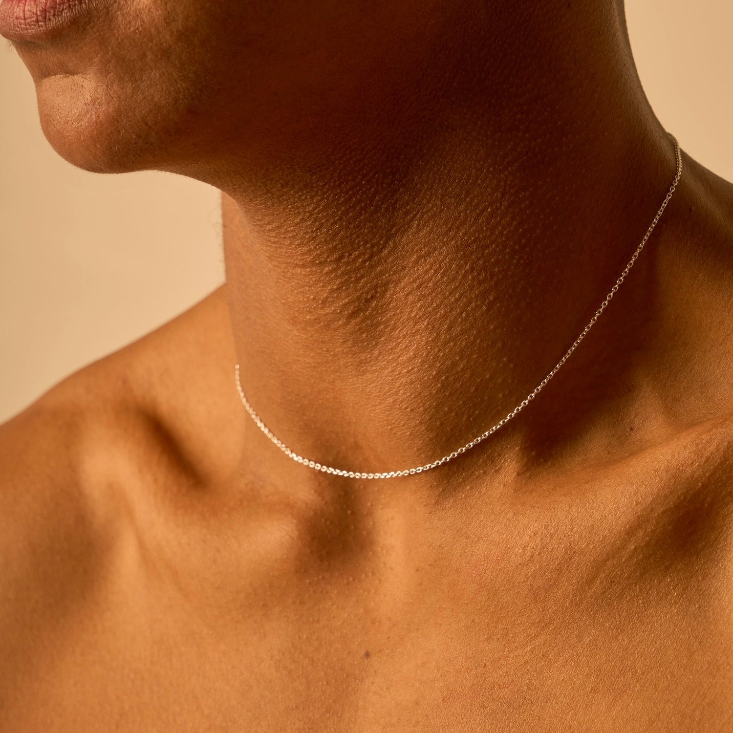 Ultra-thin silver neck chain