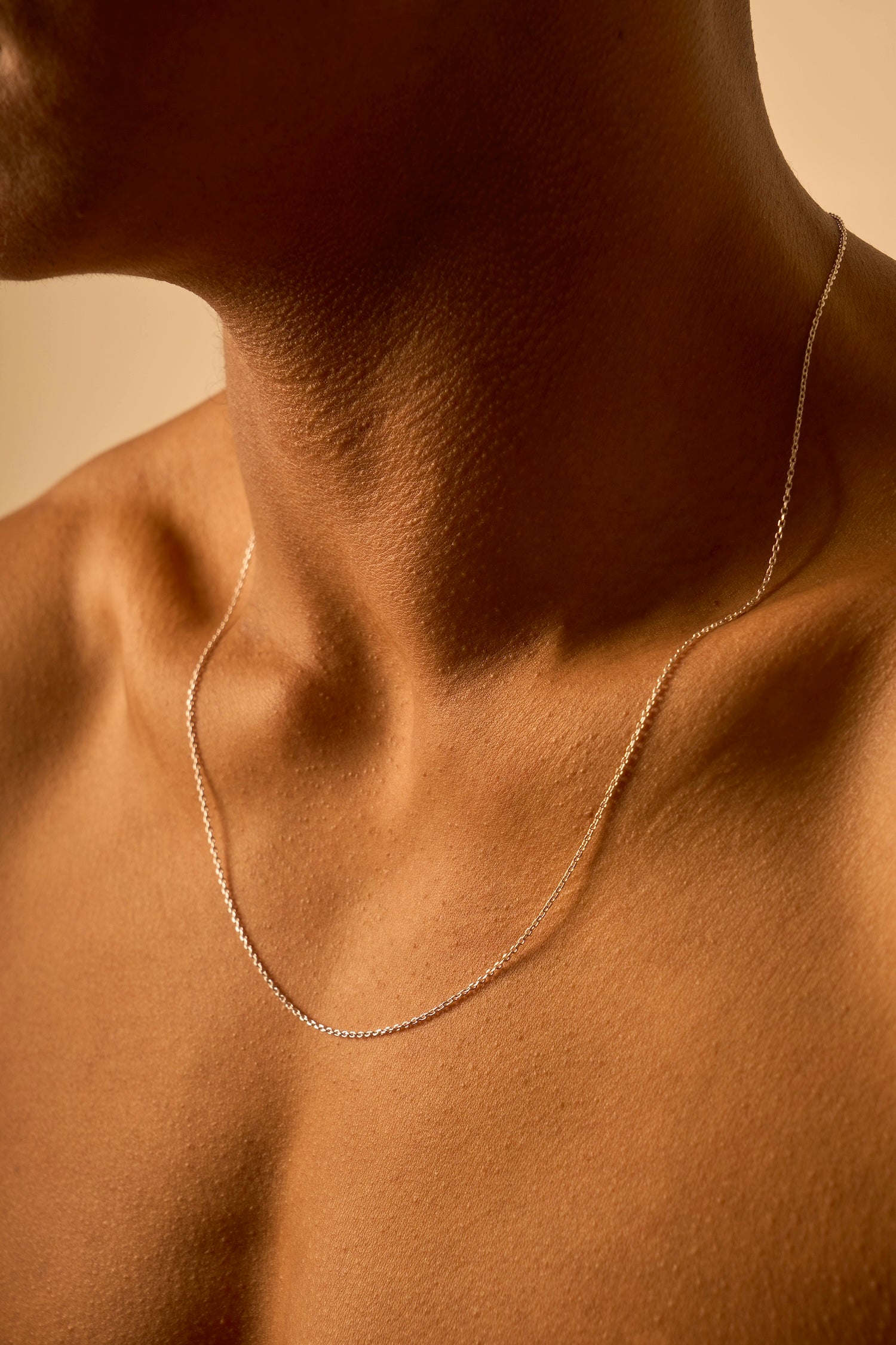 Ultra-thin silver neck chain