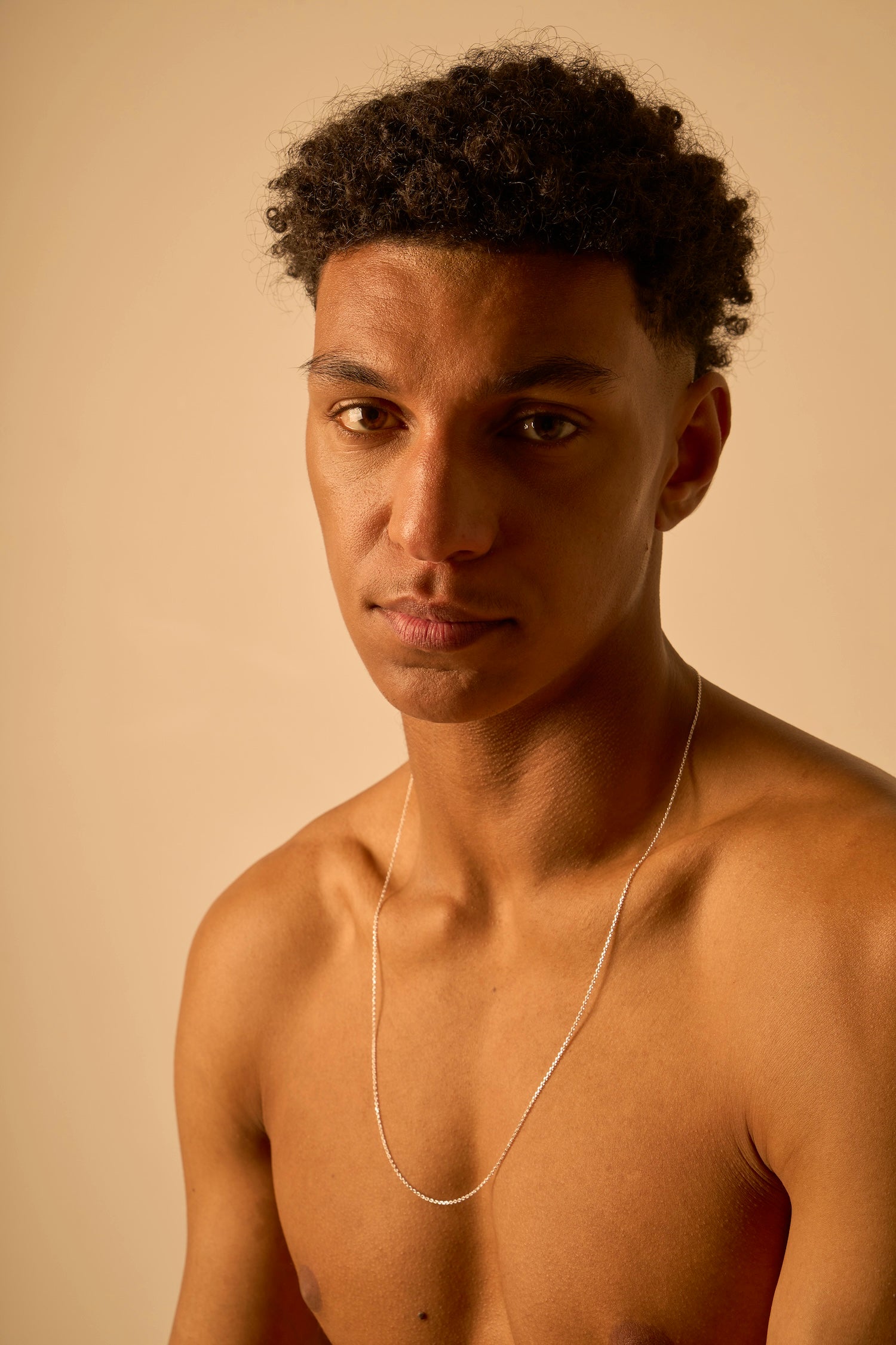 Ultra-thin silver neck chain