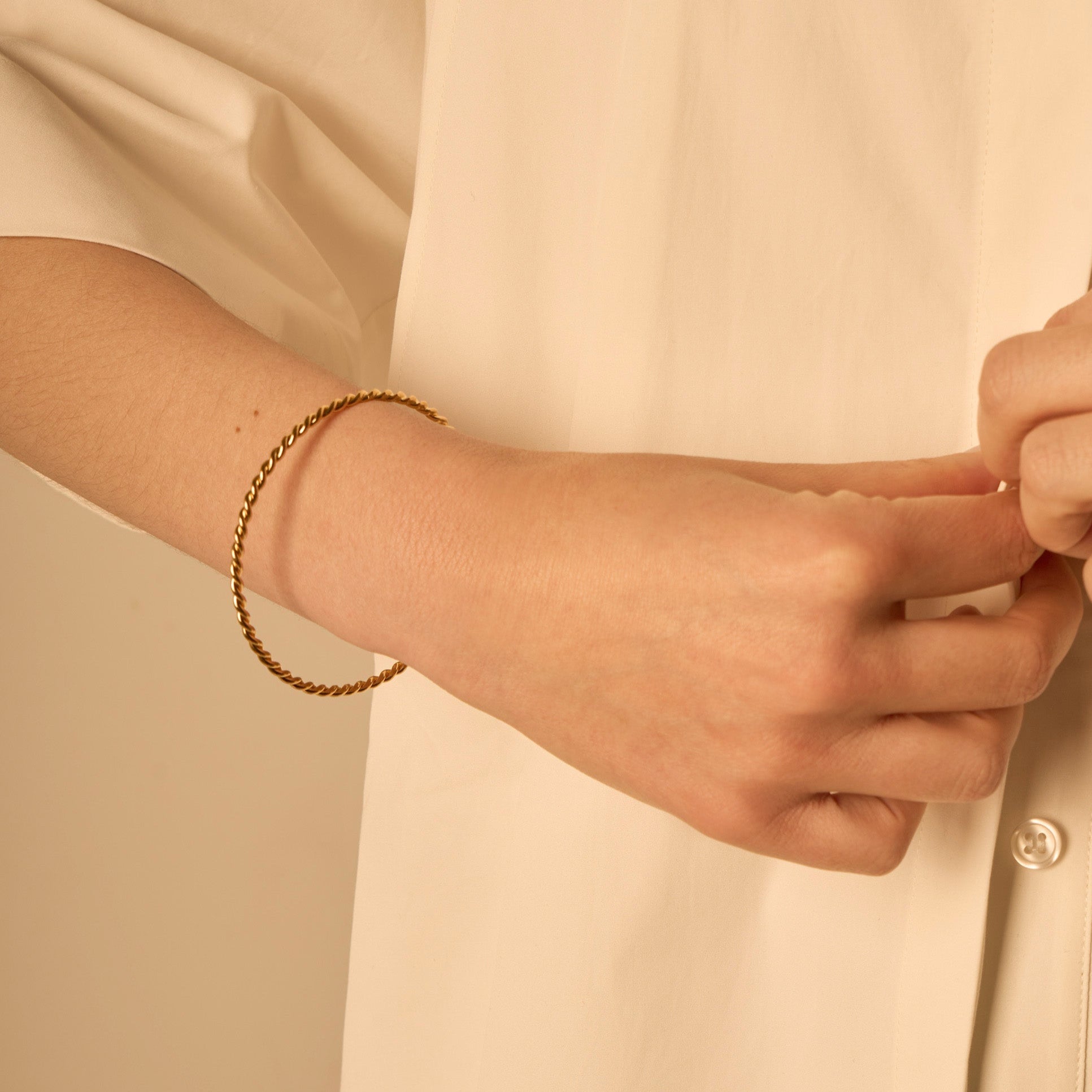 2.0 bangle - gold vermeil