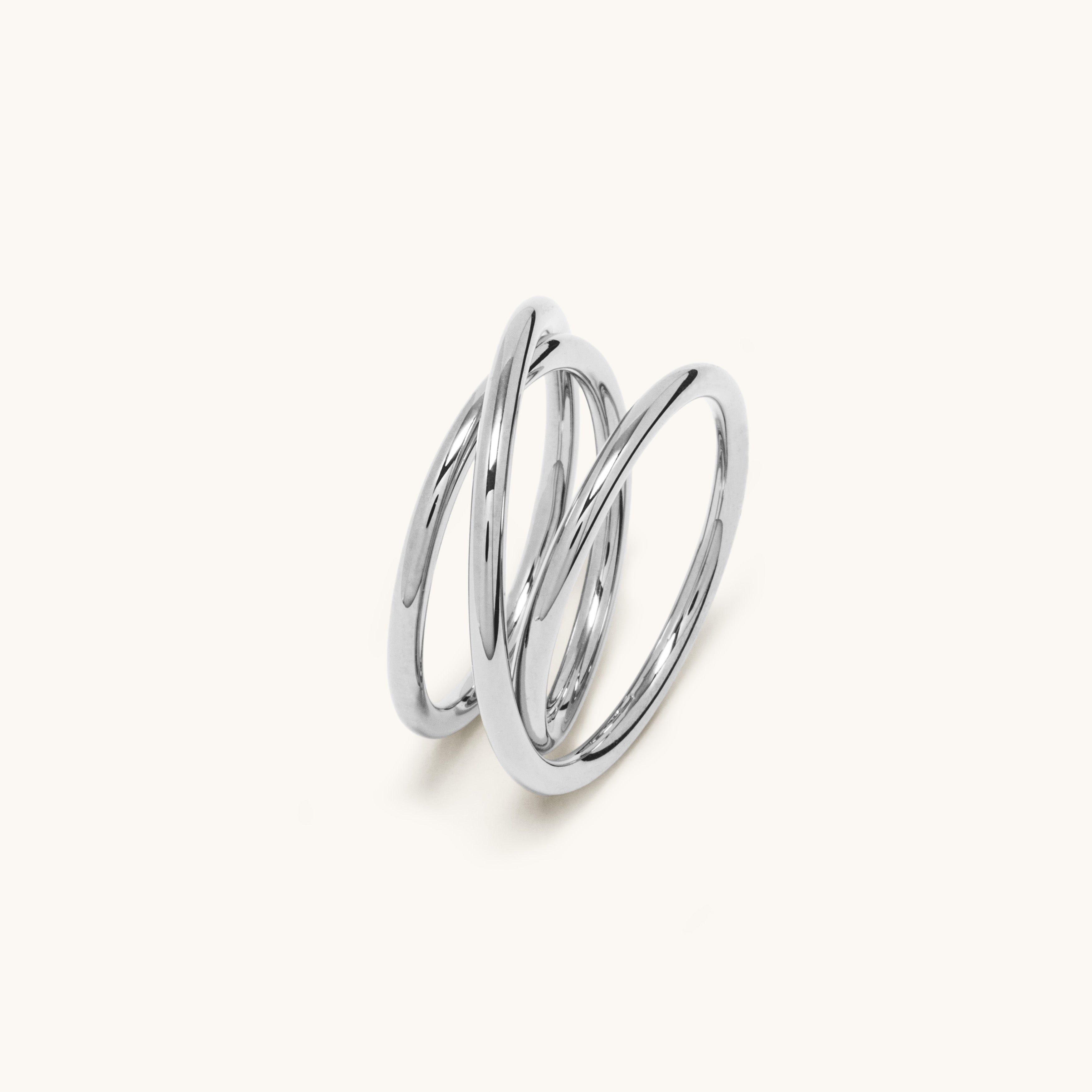 Triple spiral ring in white gold 2.0 