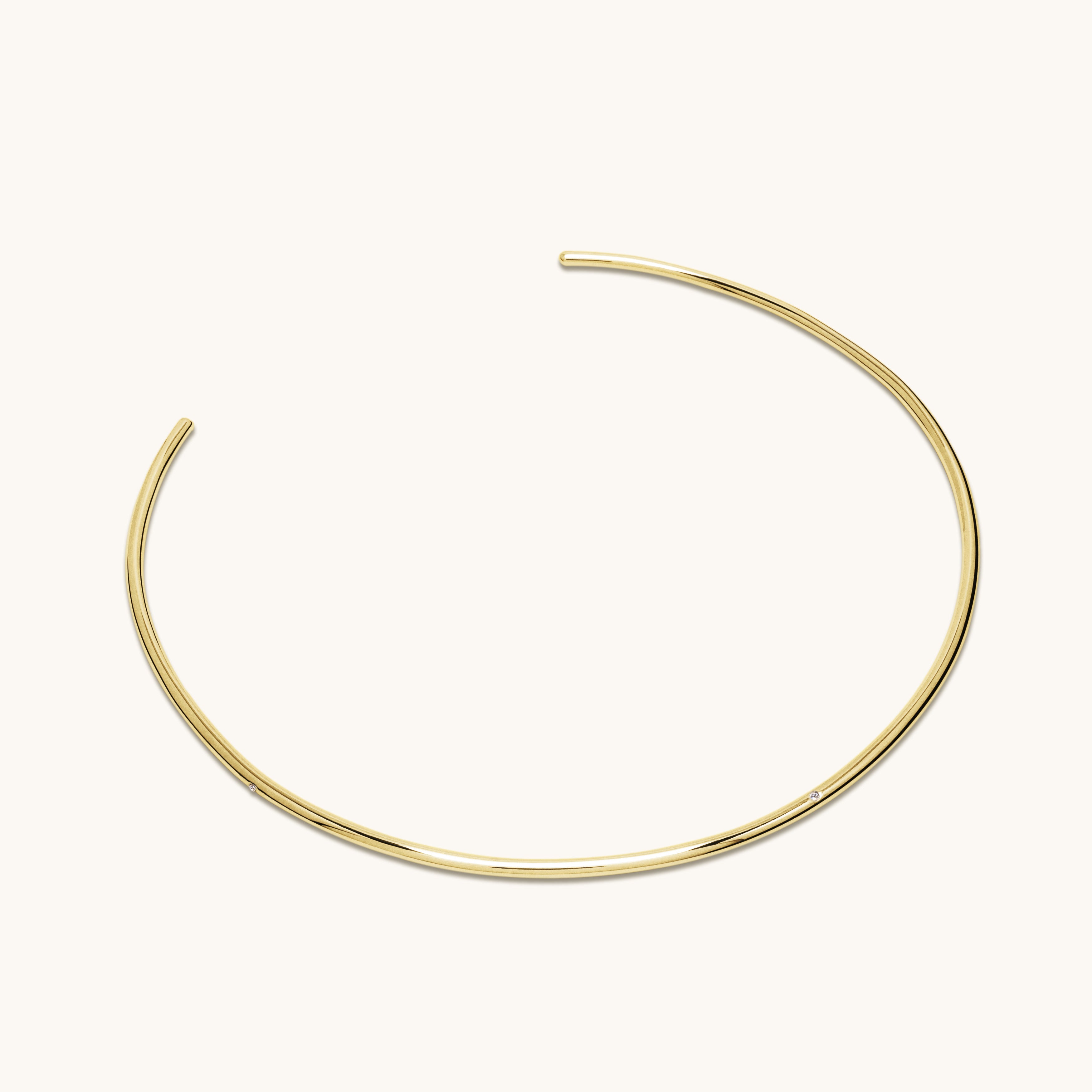 Jonc de cou 3.0 or jaune 18 carats et diamants