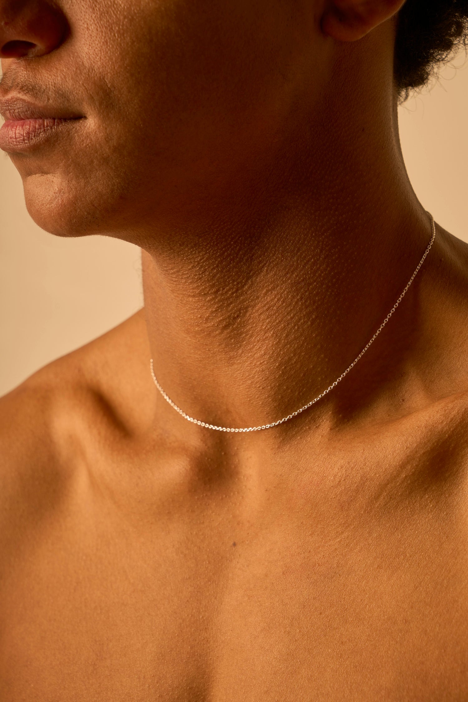 Ultra-thin silver neck chain