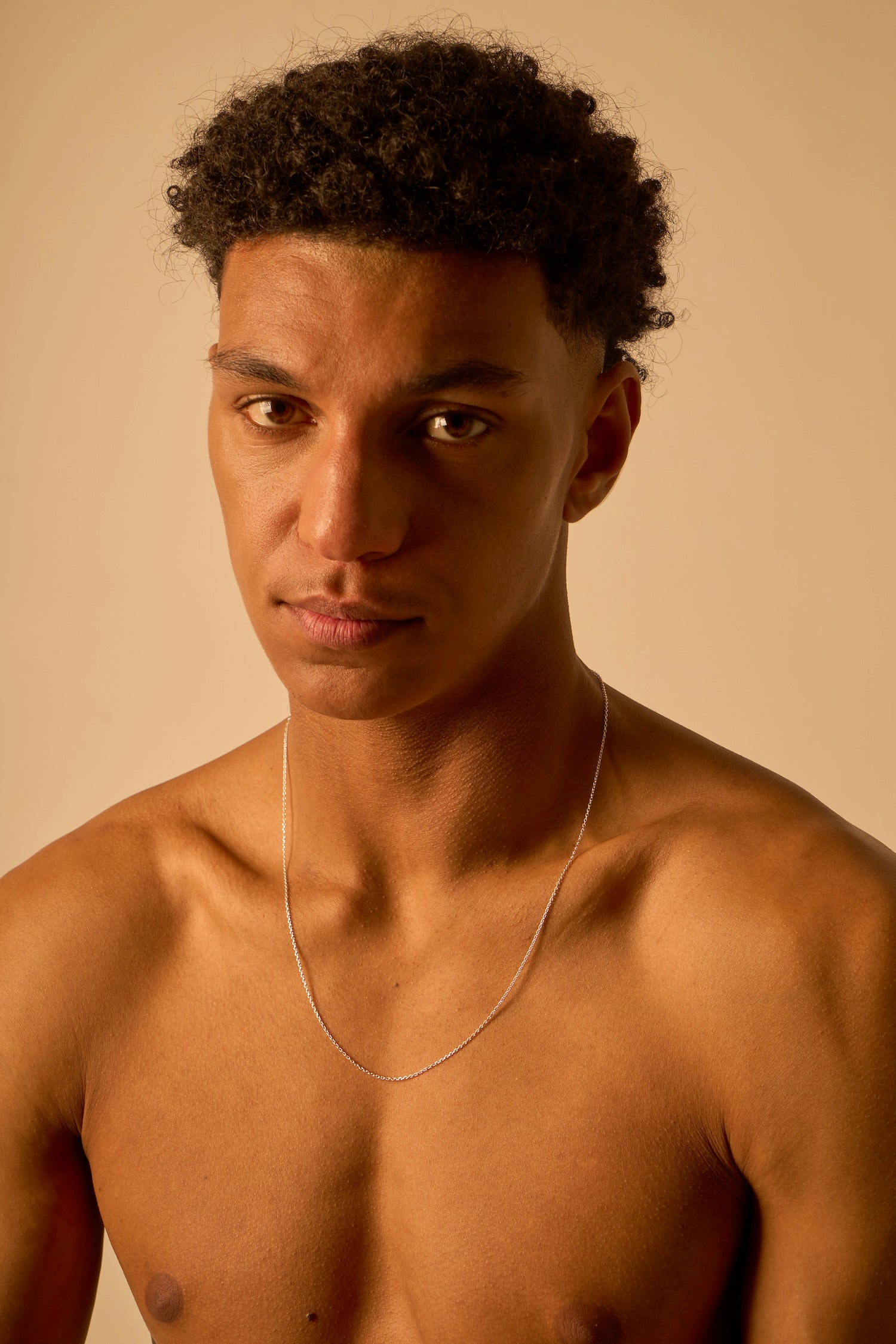 Ultra-thin silver neck chain